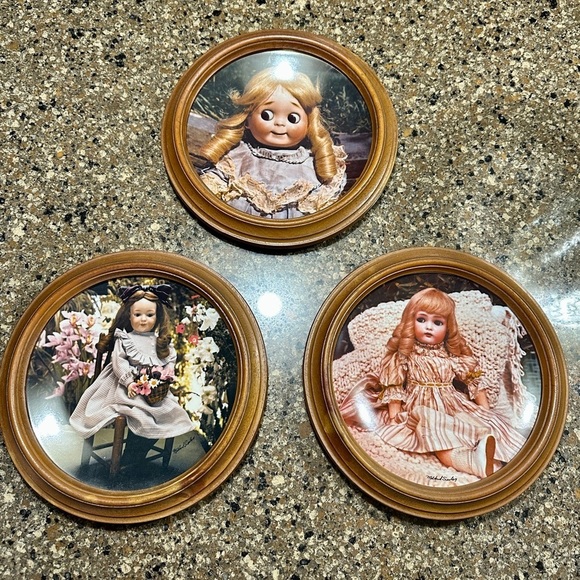 SET/3, VINTAGE, LIMITED EDITION, OLD GERMAN DOLL PLATES BY MILDRED SEELEY - Picture 1 of 8